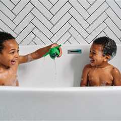 When Should Siblings Stop Taking Baths Together?