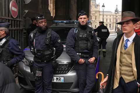 Fedora man unmasked: Meet the teen behind the Louvre mystery photo