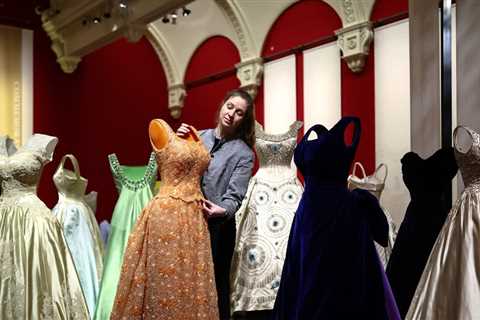 ‘Sartorial diplomacy’ on show in expo of late UK queen’s fashion